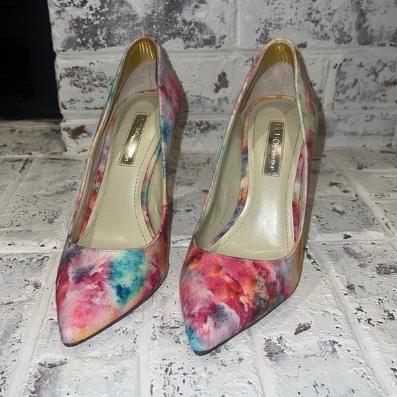 BCBGeneration Pointy Toe Colorful Rainbow Pumps - Picture 4 of 4